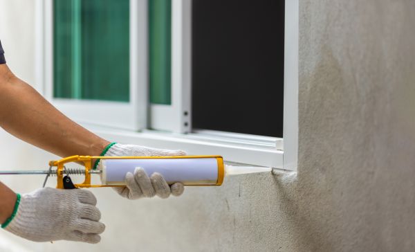 Cost of Window Caulking Service in Oakland