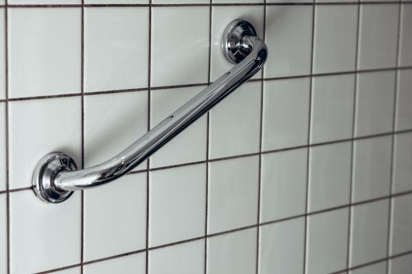 Cost of Shower Grab Bar Installation in Oakland