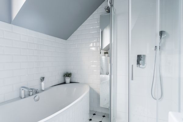 Cost of Bathroom Caulking Service in Oakland
