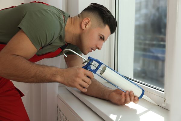 Cost of Window Caulking Repair in Oakland