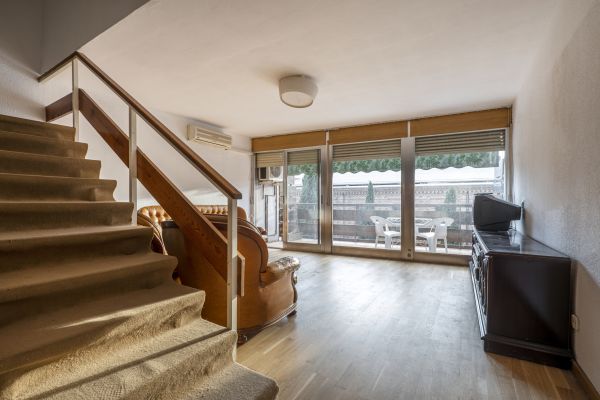 Cost of Loft Stairs Replacement in Oakland